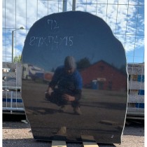 Памятники NR72- 87x74x15 cm только материал