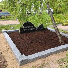 Graniidist hauapiire - Hauapiirded | Hauakivid | Hauaplaadid - Hauakivi Salong OÜ