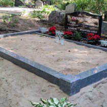 Graniidist hauapiire - Hauapiirded | Hauakivid | Hauaplaadid - Hauakivi Salong OÜ