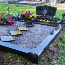Graniidist hauapiire - Hauapiirded | Hauakivid | Hauaplaadid - Hauakivi Salong OÜ