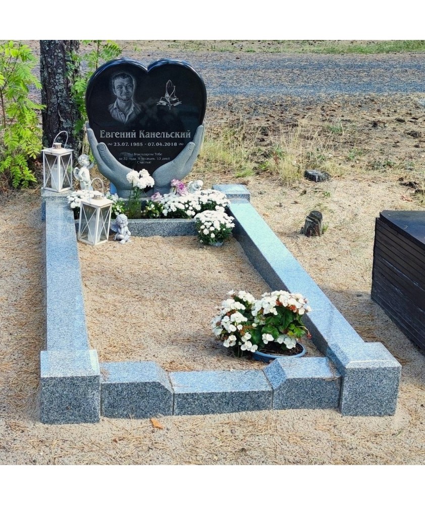 Hauaplatside renoveerimine - Hauapiirded | Hauakivid | Hauaplaadid