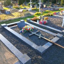 Graniidist hauapiirded - Hauapiirded ja Hauakivid