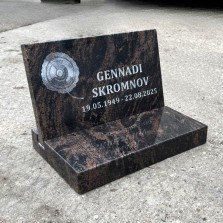 Надгробная плиткас гранитным основанием | Махла 64, Мяннику