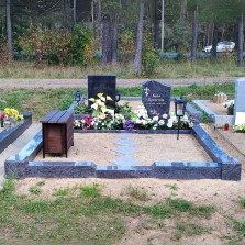 Возможность рассрочки - Ограды для могил - Гранитные ограды