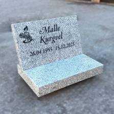 Hauaplaadid | Mahla 64, Männikul, Tallinnas