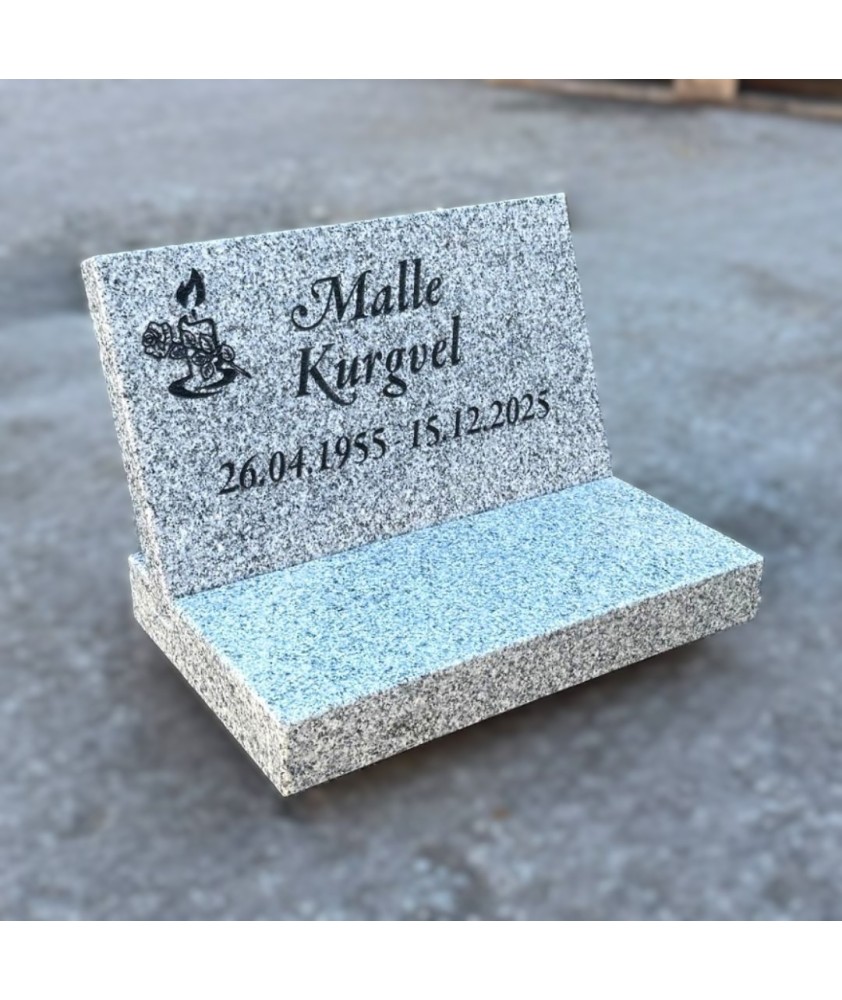 Hauaplaadid | Mahla 64, Männikul, Tallinnas